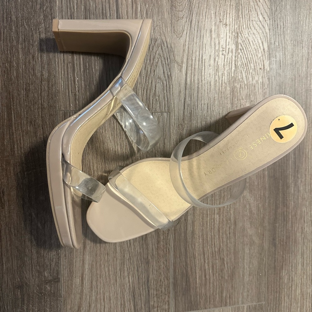 Nude Strappy Chinese Laundry Sandals with Heels - Women’s US 7 NWOT